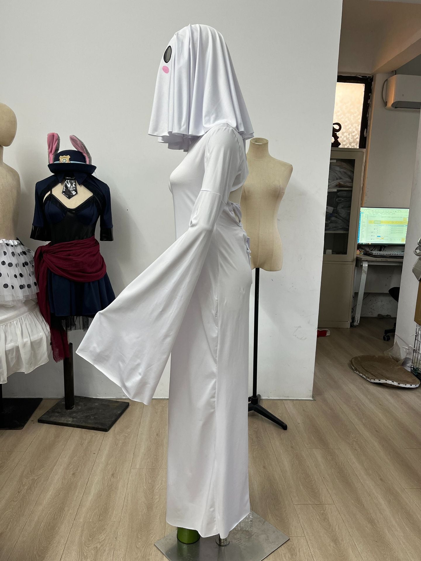 Ghost Niang cos Suit Lady Apricot Same Cute Ghost dress Female cosplay Halloween Stage Play Suit