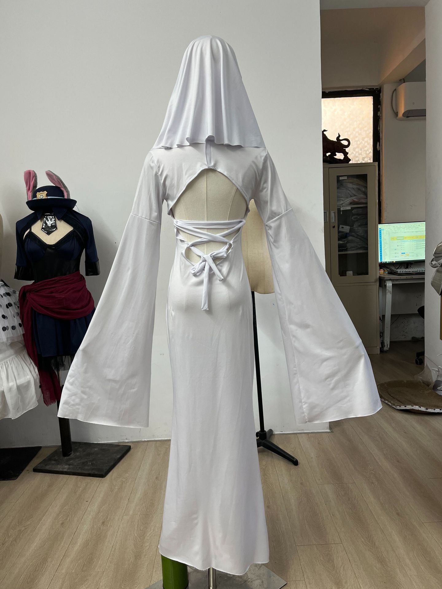 Ghost Niang cos Suit Lady Apricot Same Cute Ghost dress Female cosplay Halloween Stage Play Suit