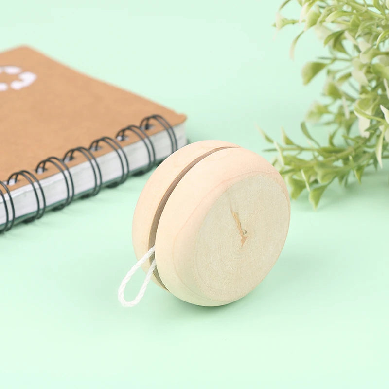 Legno Yoyo giocattolo colore Mini rotondo fai da te bambino Yoyo palla artigianato fatto a mano Log Toys bambini Yo-Yo creativo Yo Yo giocattoli per il regalo del bambino